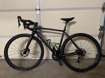 Used Trek Emonda Shimano 105 2023 Road & Gravel