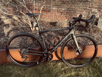 Used Specialized Roubaix Sport 2023 2023 Road & Gravel, Black — image 2 of 8