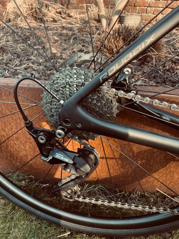 Used Specialized Roubaix Sport 2023 2023 Road & Gravel, Black — image 5 of 8