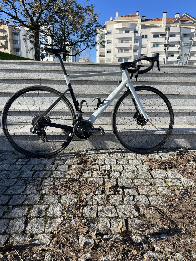 Gebrauchtes FOCUS IZALCO MAX DISC 9.9 2021 Road & Gravel