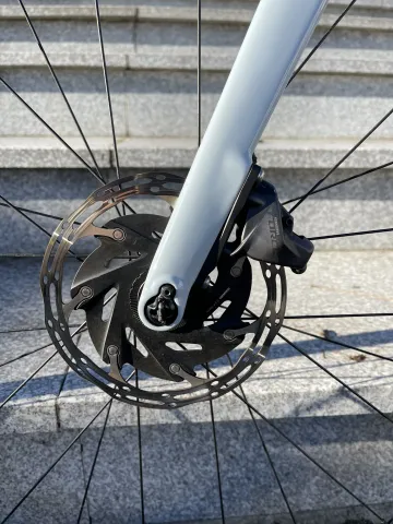 Używany FOCUS IZALCO MAX DISC 9.9 2021 Road & Gravel — zdjęcie 22 z 30