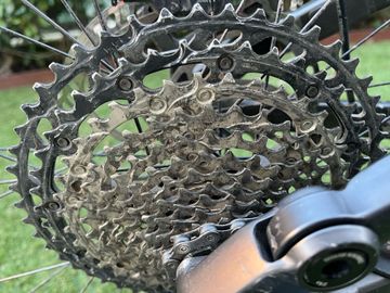 Used Commencal META SX OHLINS EDITION 2022 2022 Mountainbike, Light Gray, 29, 27.5 — image 3 of 11