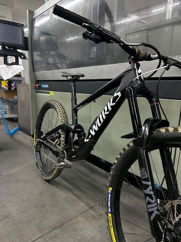 Used Specialized S-Works Enduro LTD 2023 Frameset 2023 Mountainbike, Schwarz, 29 — image 2 of 6