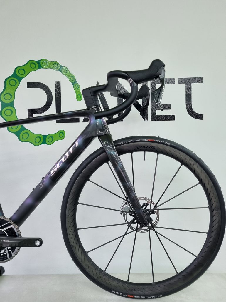 Brugt Scott Addict RC Ultimate 2025 2025 Road & Gravel — billede 2 af 3