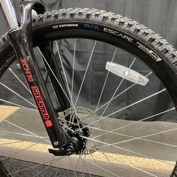 Used Diamondback Hatch 3 2021 2021 Mountainbike, Red, 27.5 — image 6 of 6
