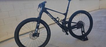 Used Scott Spark RC Team 2022 2022 Mountainbike, Black, 29 — image 4 of 8