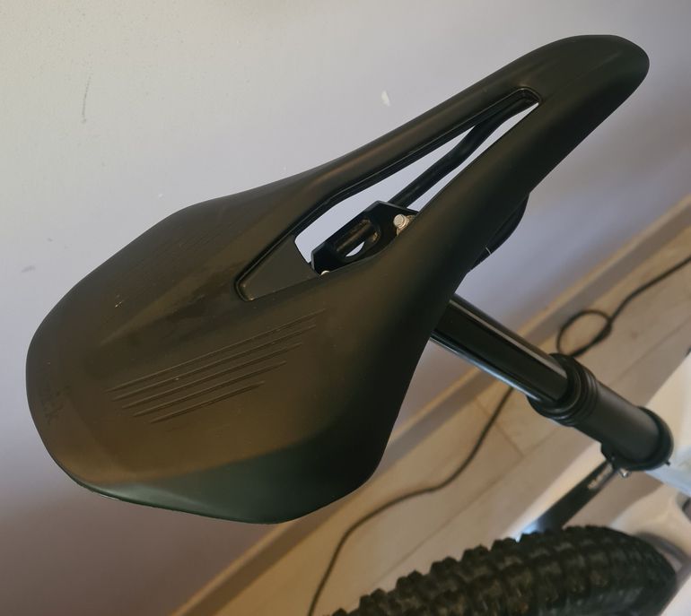 Used Van rysel Custom Shimano Ultegra Di2 2024 Road & Gravel, Black — image 8 of 11