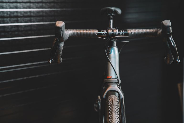 Used BMC URS LT TWO 2023 2023 Road & Gravel, Light Gray — image 4 of 5