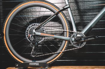 Used BMC URS LT TWO 2023 2023 Road & Gravel, Light Gray — image 3 of 5