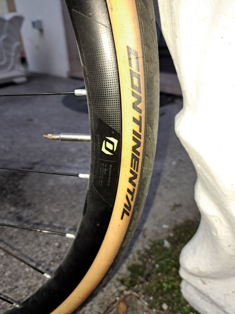 Used Scott Addict RC 10 disc 2019 2019 Road & Gravel, Black — image 2 of 17