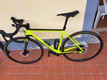 Used Scott Addict RC 10 disc 2019 2019 Road & Gravel, Black — image 10 of 17