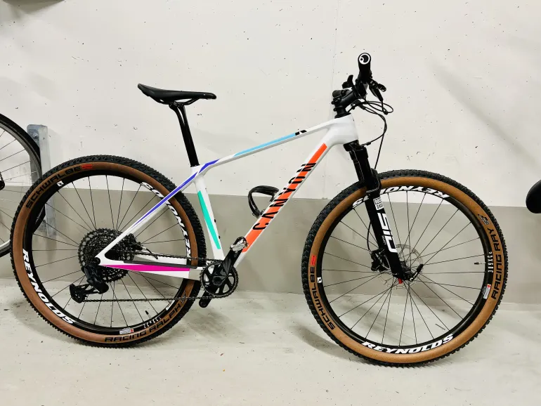 Used Canyon Exceed CF 7 2022 Mountainbike — image 3 of 4