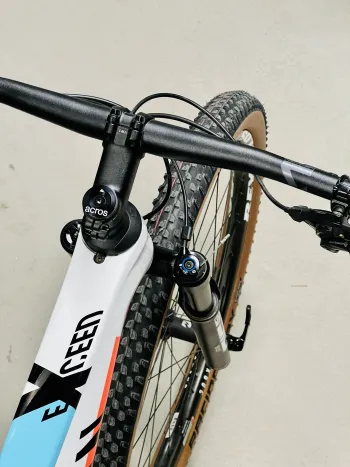Used Canyon Exceed CF 7 2022 Mountainbike — image 4 of 4
