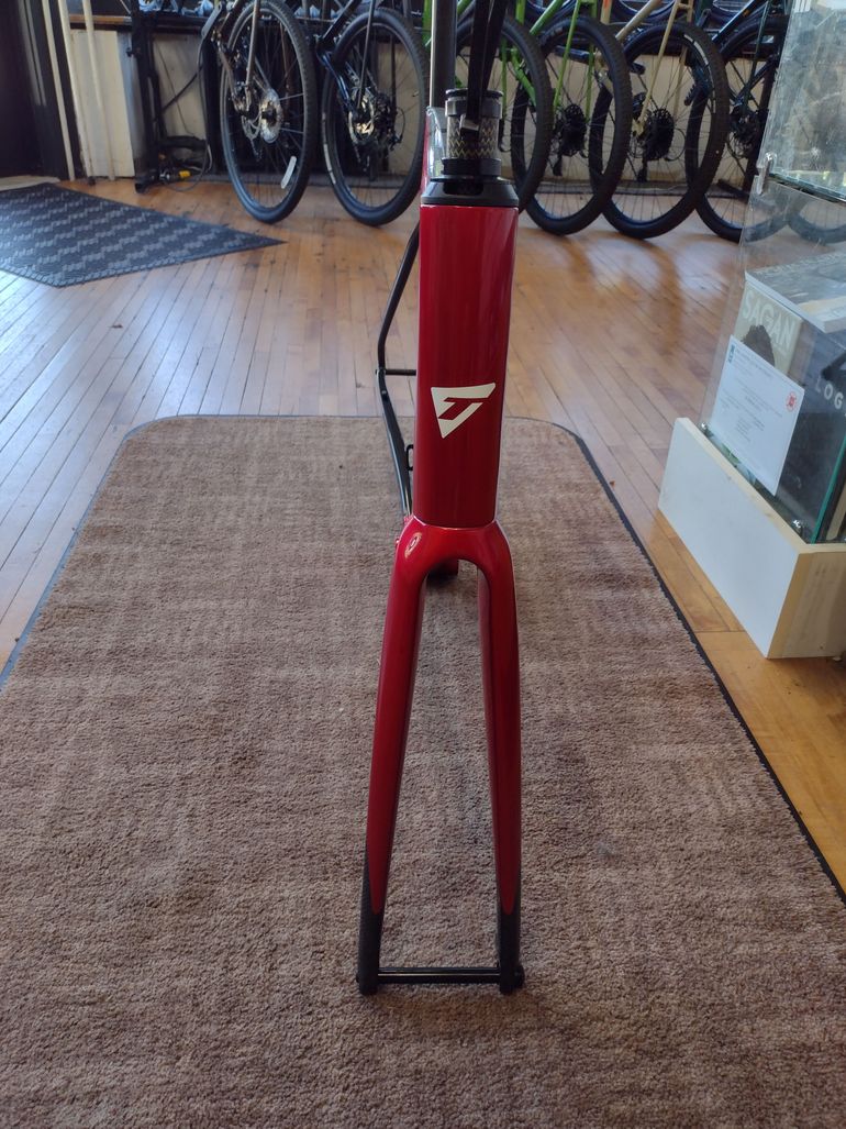 Used Time Alpe d'Huez 01 Aktiv Frameset Frameset 2023 Road & Gravel, Red — image 2 of 10