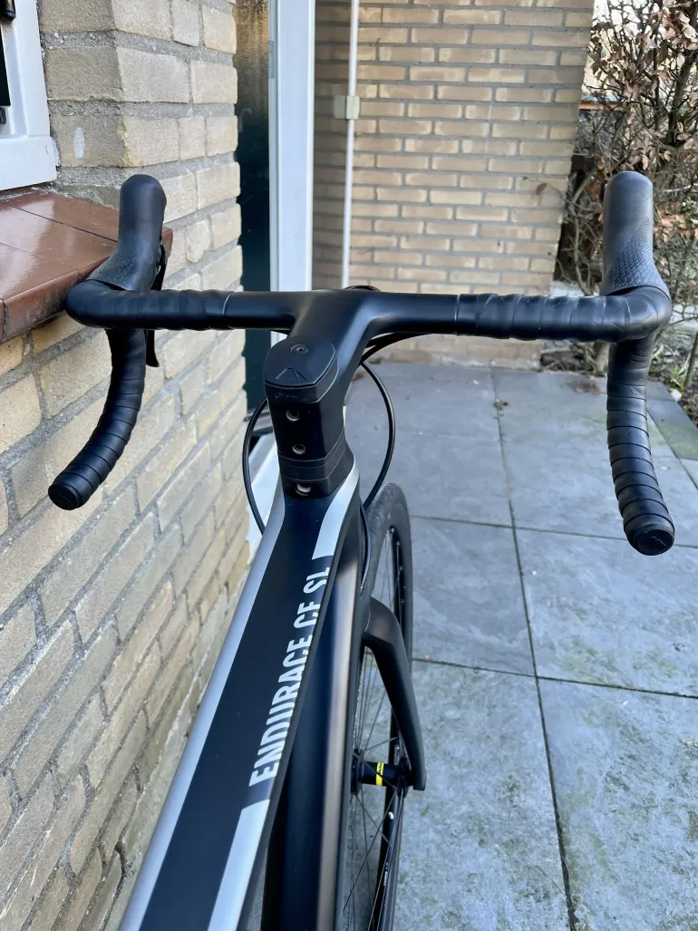 Used Canyon Endurace CF SL Disc 8.0 2019 Road & Gravel, Black — image 2 of 10