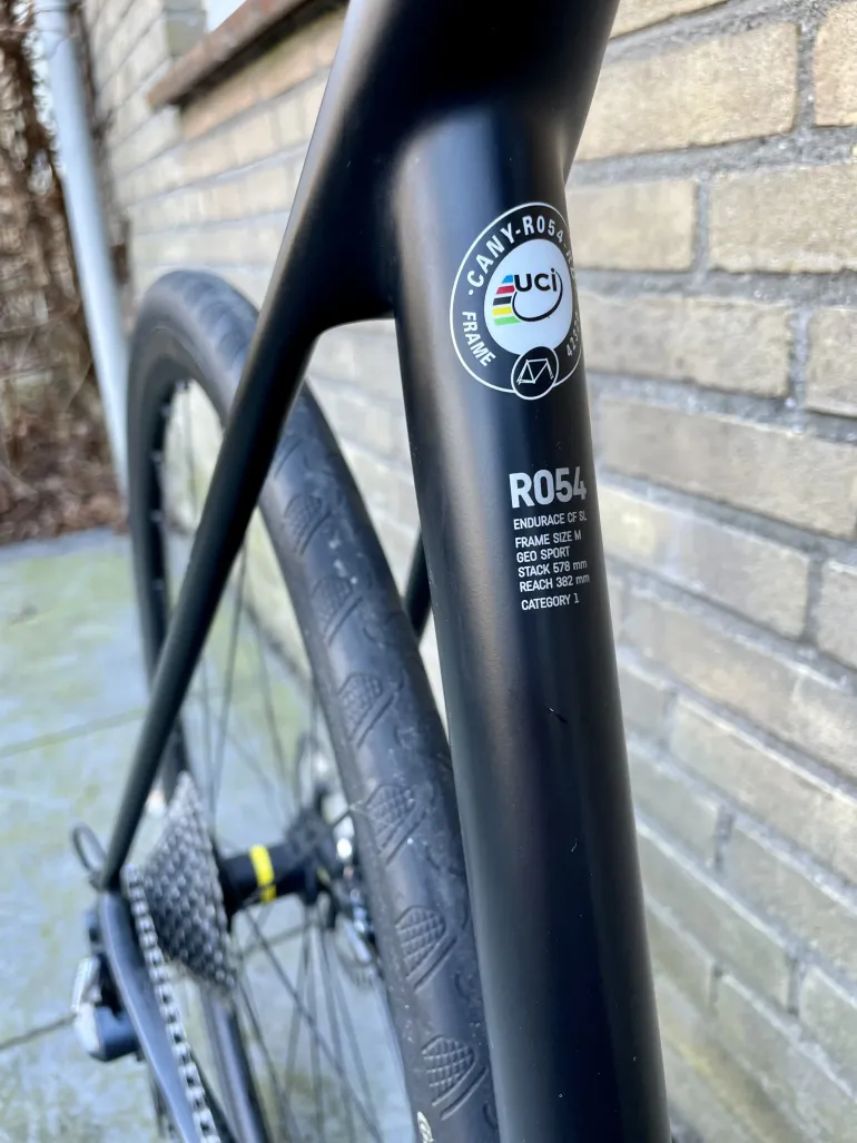 Used Canyon Endurace CF SL Disc 8.0 2019 Road & Gravel, Black — image 6 of 10