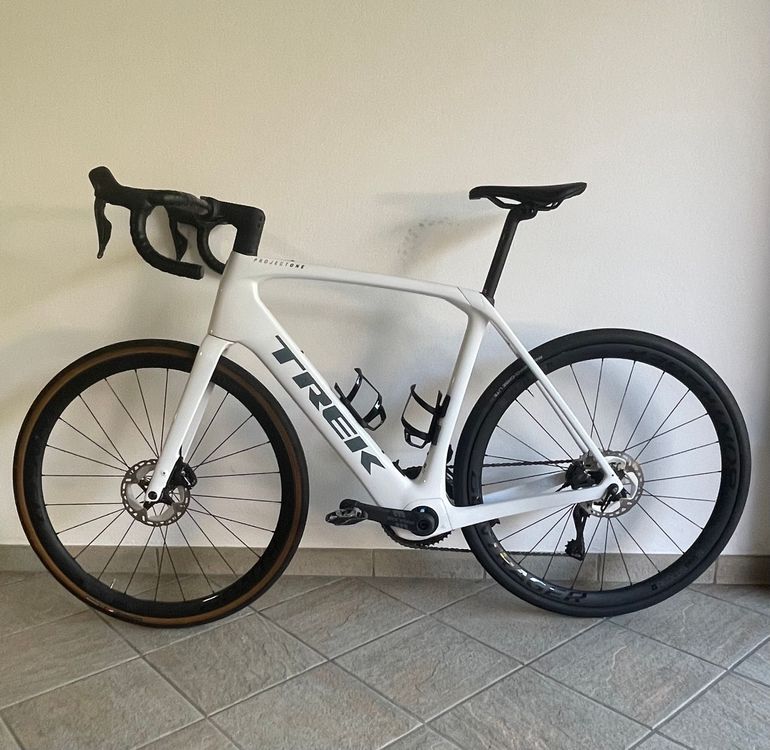 Trek Domane+ SLR 7 2024 2024 Road & Gravel usato, Bianco — immagine 6 di 6