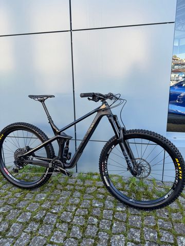 Canyon Strive CF 7.0 2020 2020 MTB usato