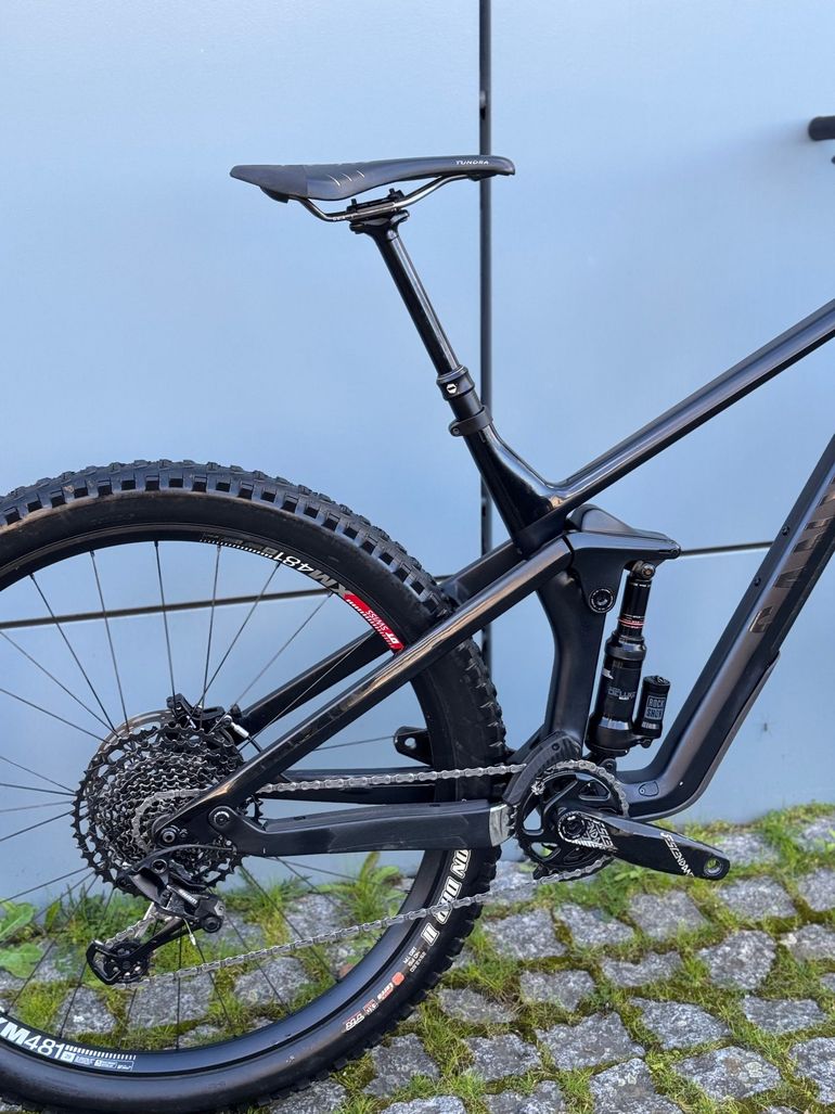 Used Canyon Strive CF 7.0 2020 2020 Mountainbike, Black, 29 — image 3 of 9