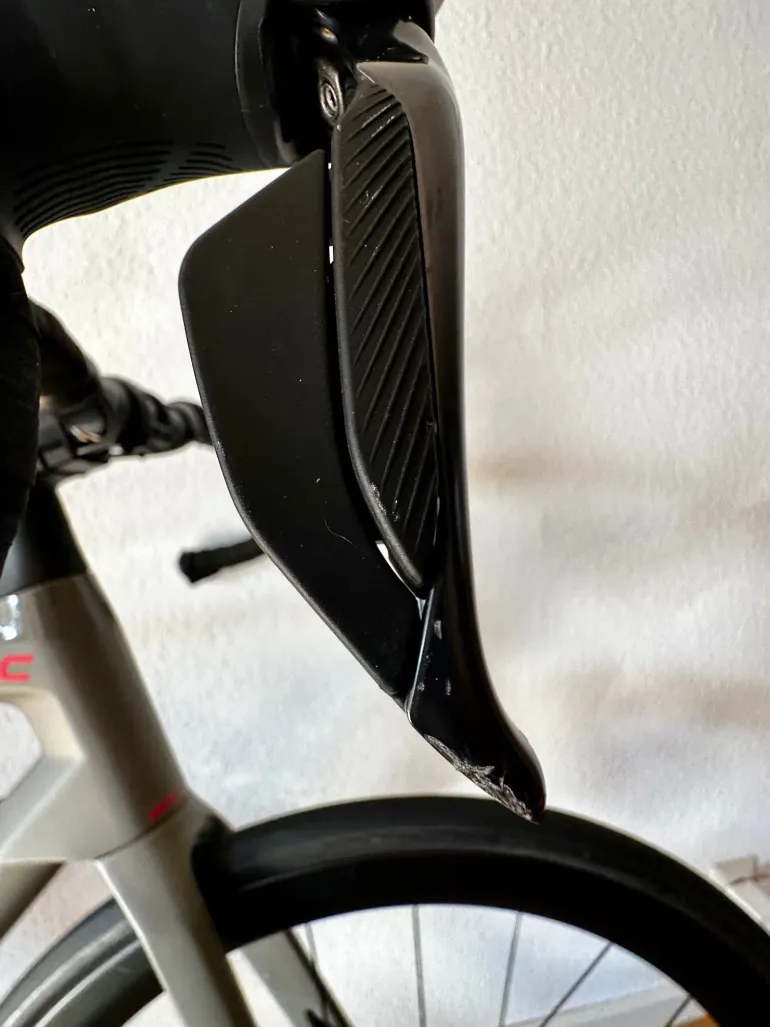 Used BMC Roadmachine 01 THREE 2022 Road & Gravel, Hellgrau — image 6 of 8