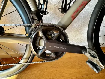 Used BMC Roadmachine 01 THREE 2022 Road & Gravel, Hellgrau — image 5 of 8