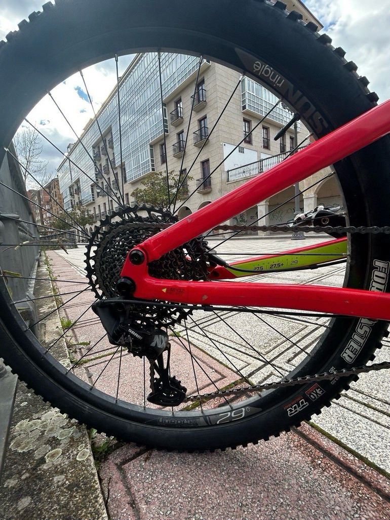 Used ROCKRIDER Xc100s 2022 Mountainbike, Red — image 3 of 12