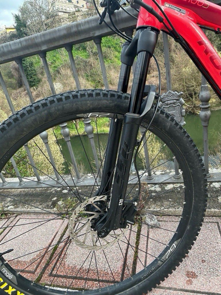 Used ROCKRIDER Xc100s 2022 Mountainbike, Red — image 8 of 12