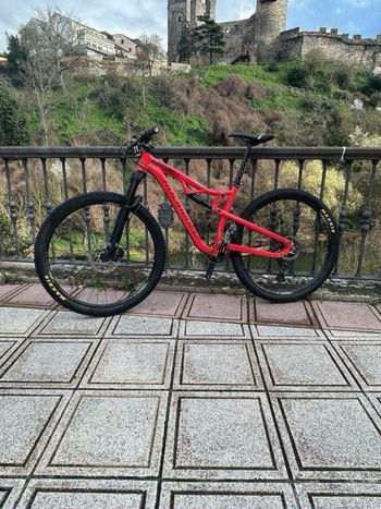 Used ROCKRIDER Xc100s 2022 Mountainbike, Red — image 1 of 12