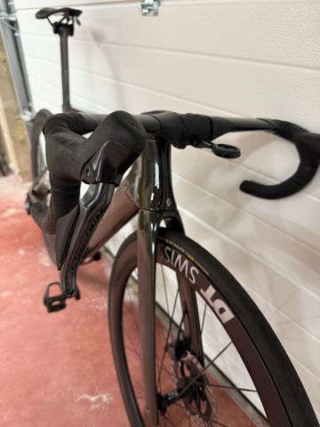Scott Foil RC 10 2023 2023 Road & Gravel usato, Nero — immagine 2 di 5