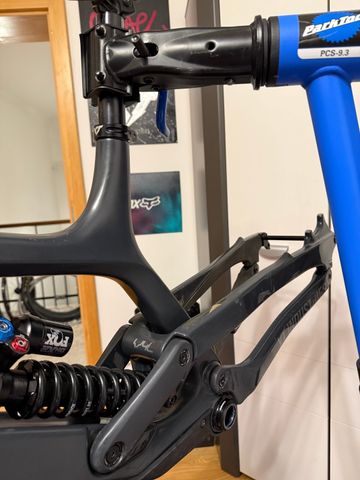 Used YT Industries TUES 29 CF Pro 2019 Frameset 2019 Mountainbike, Black, 29 — image 6 of 7