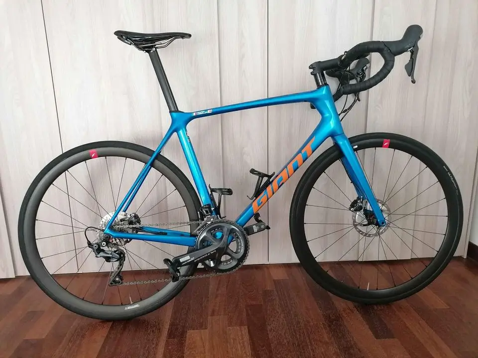 Tcr advanced pro 2 shop disc kom 2020