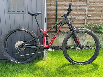Used Marin Rift Zone 29" Carbon 1 2023 2023 Mountainbike, Red, 29 — image 1 of 8