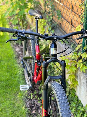 Used Marin Rift Zone 29" Carbon 1 2023 2023 Mountainbike, Red, 29 — image 2 of 8