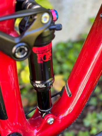 Used Marin Rift Zone 29" Carbon 1 2023 2023 Mountainbike, Red, 29 — image 7 of 8