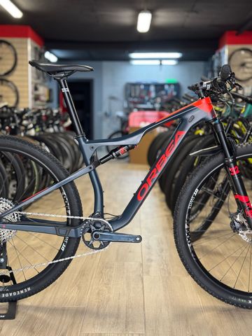 Used Orbea Oiz Shimano SLX 2020 Mountainbike, Blue — image 10 of 11