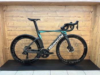 Used Bianchi Oltre RC Durace Di2 2024 2024 Road & Gravel