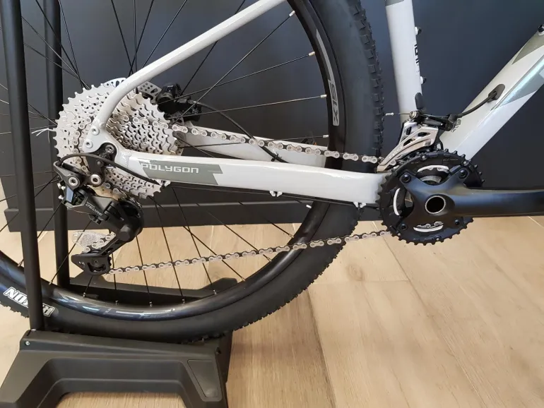 Used Polygon Xtrada 5 2x10 2022 Mountainbike, Light Gray — image 4 of 4