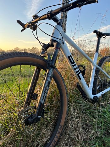 Tweedehands BMC Twostroke AL FIVE 2023 2023 Mountainbike — afbeelding 31 van 36