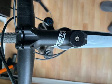 Gebrauchtes BMC Twostroke AL FIVE 2023 2023 Mountainbike, Weiß, 29 — Bild 14 von 36