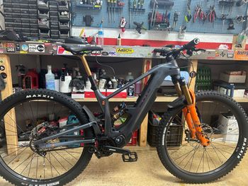 Used BULLS VUCA EVO AM 2 2024 2024 Mountainbike, Light Gray, 29 — image 1 of 4