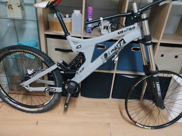 Brugt Specialized Big Hit 2010 MTB