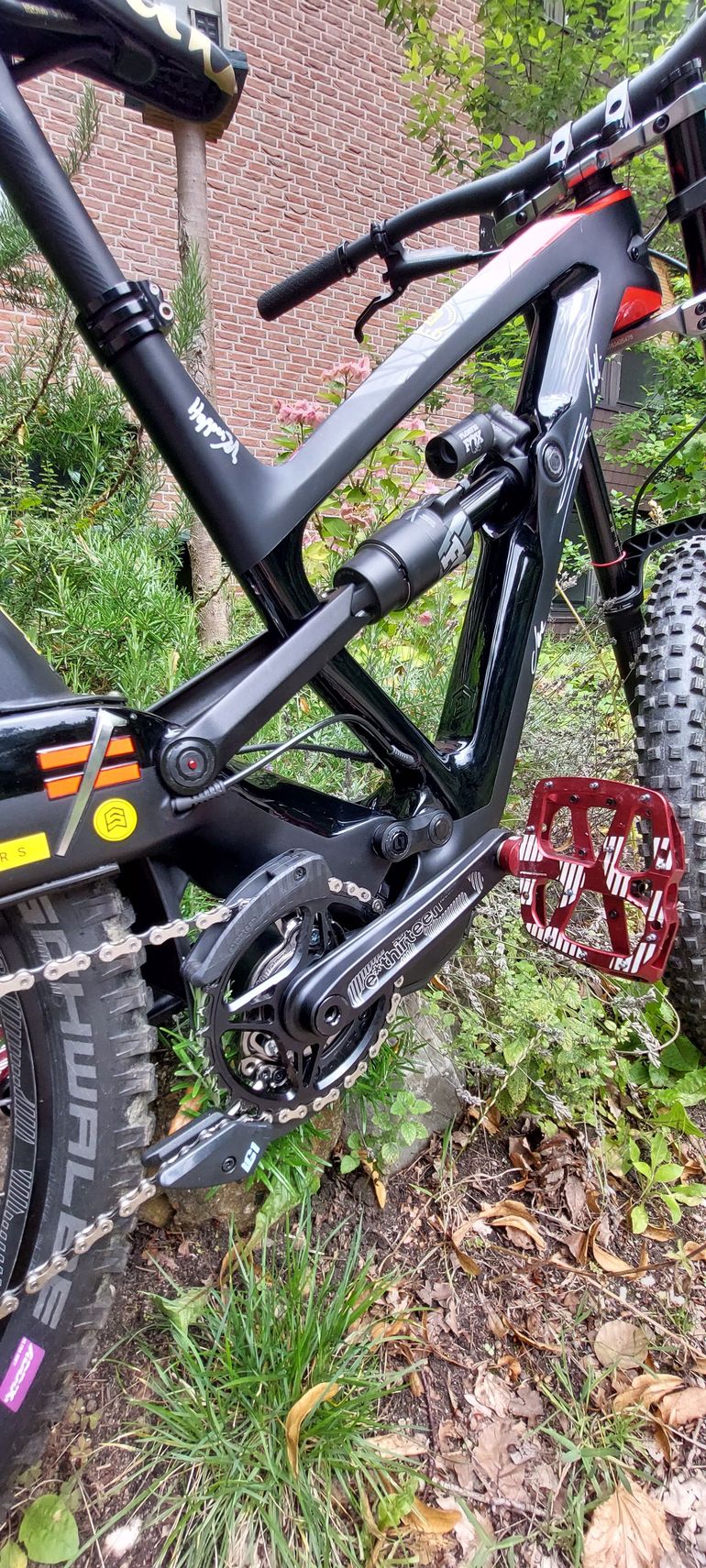 Used Polygon XQUARONE DH8 2020 2020 Mountainbike, Black, 27.5 — image 2 of 5