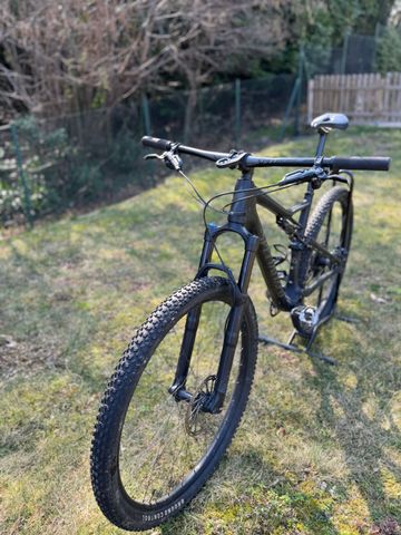 Used Specialized Epic Comp Carbon EVO 2020 2020 Mountainbike, Black, 29 — image 3 of 5
