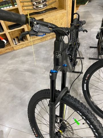 Used Mondraker SLY RR 2025 2025 Mountainbike, Black, 29 — image 2 of 3