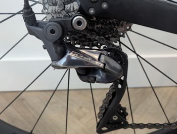Used Trek Domane SL 6 2021 2021 Road & Gravel, Black — image 6 of 7