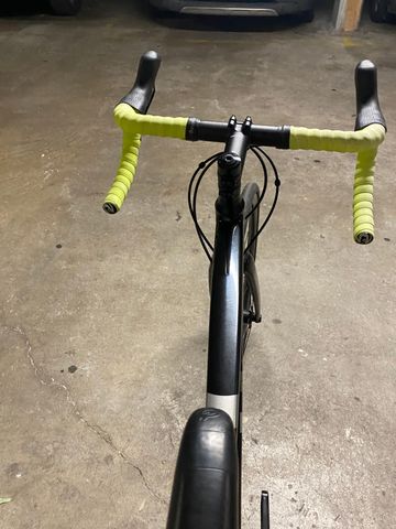 Used Cannondale CAAD13 Disc 105 2021 Road & Gravel, Black — image 2 of 4