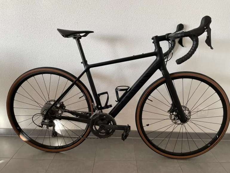Used Canyon Endurace AL Disc 6.0 2021 Road & Gravel, Schwarz — image 1 of 8