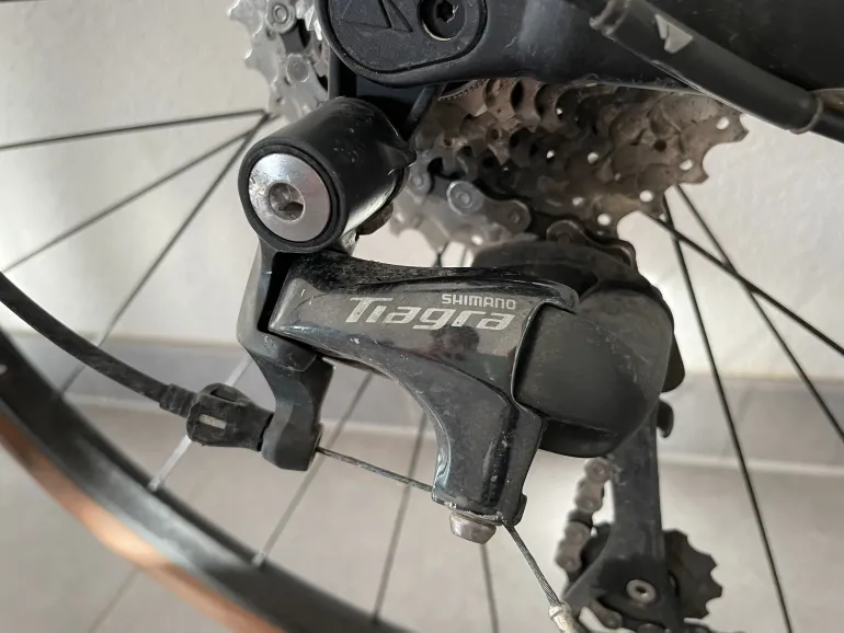 Used Canyon Endurace AL Disc 6.0 2021 Road & Gravel, Schwarz — image 2 of 8