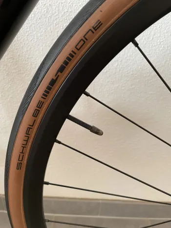 Used Canyon Endurace AL Disc 6.0 2021 Road & Gravel, Schwarz — image 5 of 8