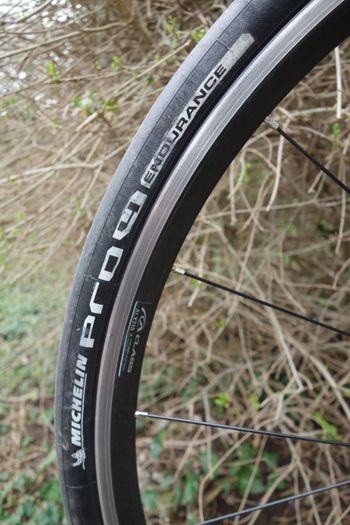 Used BMC Teammachine Shimano 105 2017 Road & Gravel — image 6 of 11